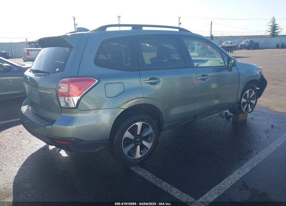 2018 SUBARU FORESTER 2.5I PREMIUM VIN: JF2SJAGC5JH551444