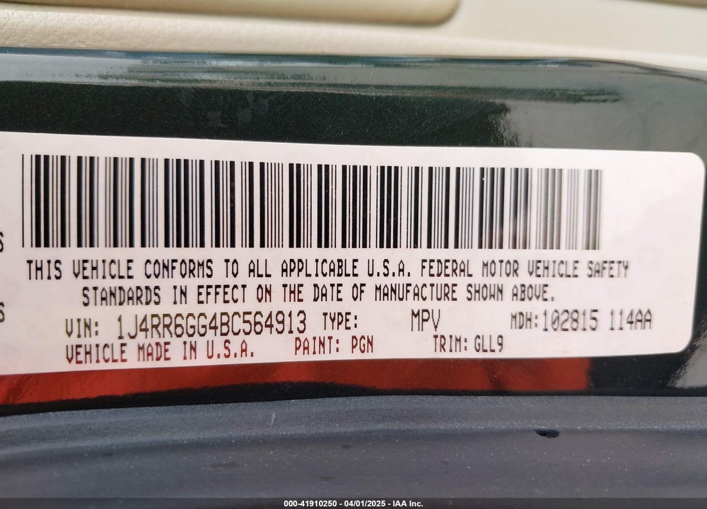 2011 JEEP GRAND CHEROKEE VIN: 1J4RR6GG4BC564913