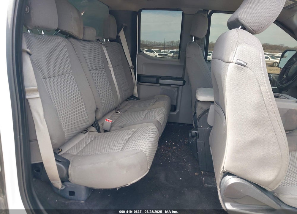 2017 FORD F-150 XLT VIN: 1FTFX1EF1HFB44593