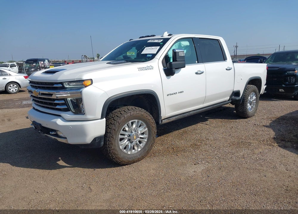 2022 CHEVROLET SILVERADO 2500HD 4WD STANDARD BED HIGH COUNTRY VIN: 1GC4YREY2NF307154