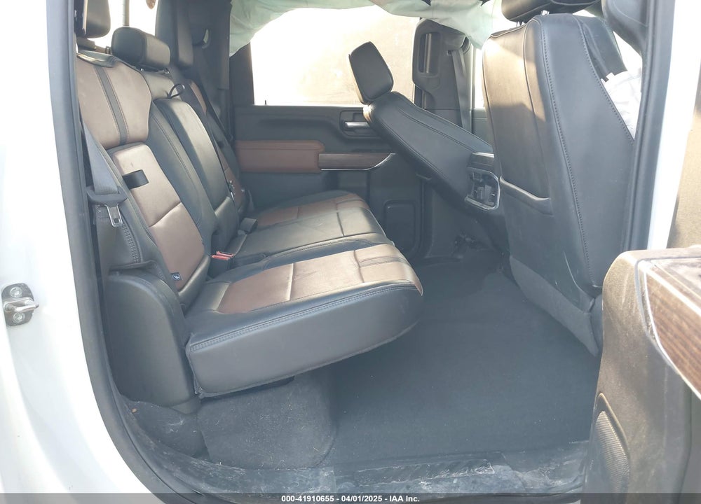 2022 CHEVROLET SILVERADO 2500HD 4WD STANDARD BED HIGH COUNTRY VIN: 1GC4YREY2NF307154