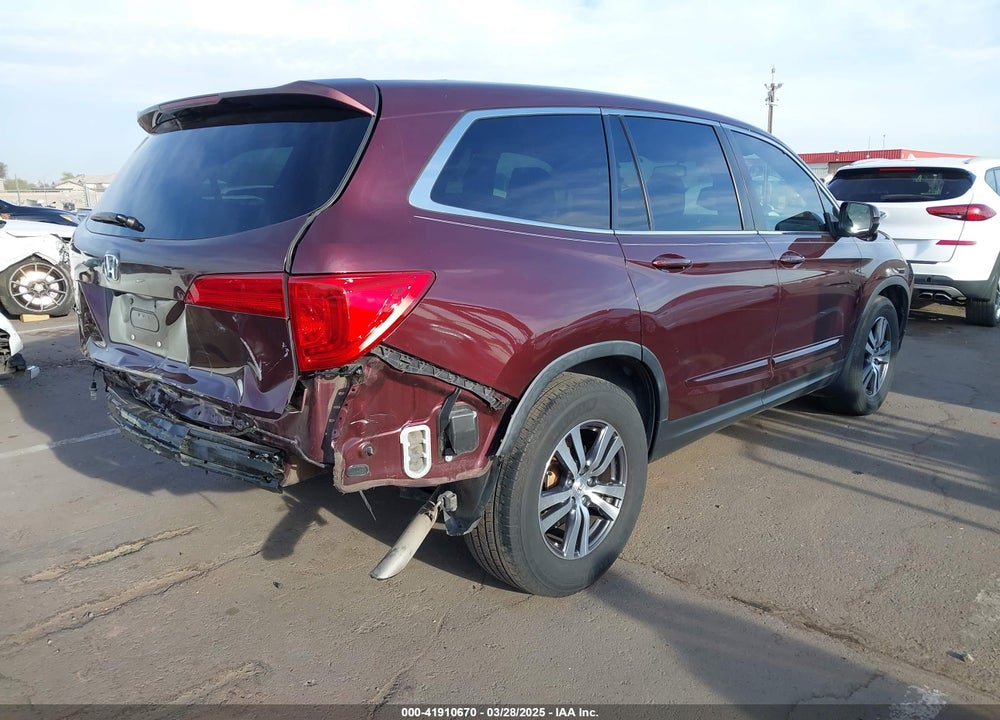 2017 HONDA PILOT VIN: 5FNYF5H71HB027558