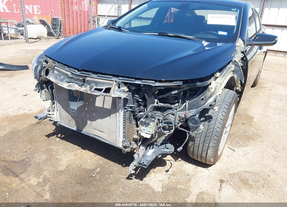2018 CHEVROLET MALIBU VIN: 1G1ZD5ST4JF183832