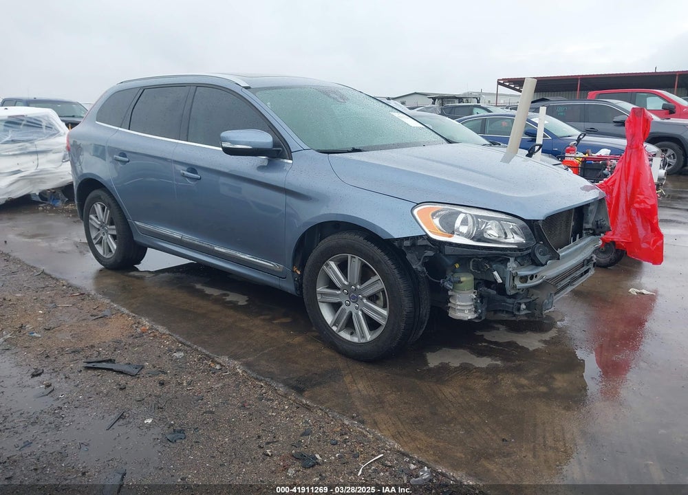 2017 VOLVO XC60 T5 INSCRIPTION VIN: YV440MDU4H2156934