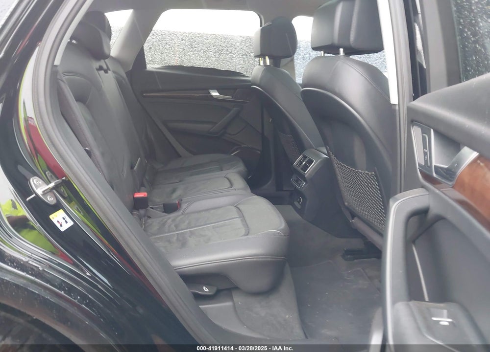 2018 AUDI Q5 VIN: WA1BNAFY5J2016448