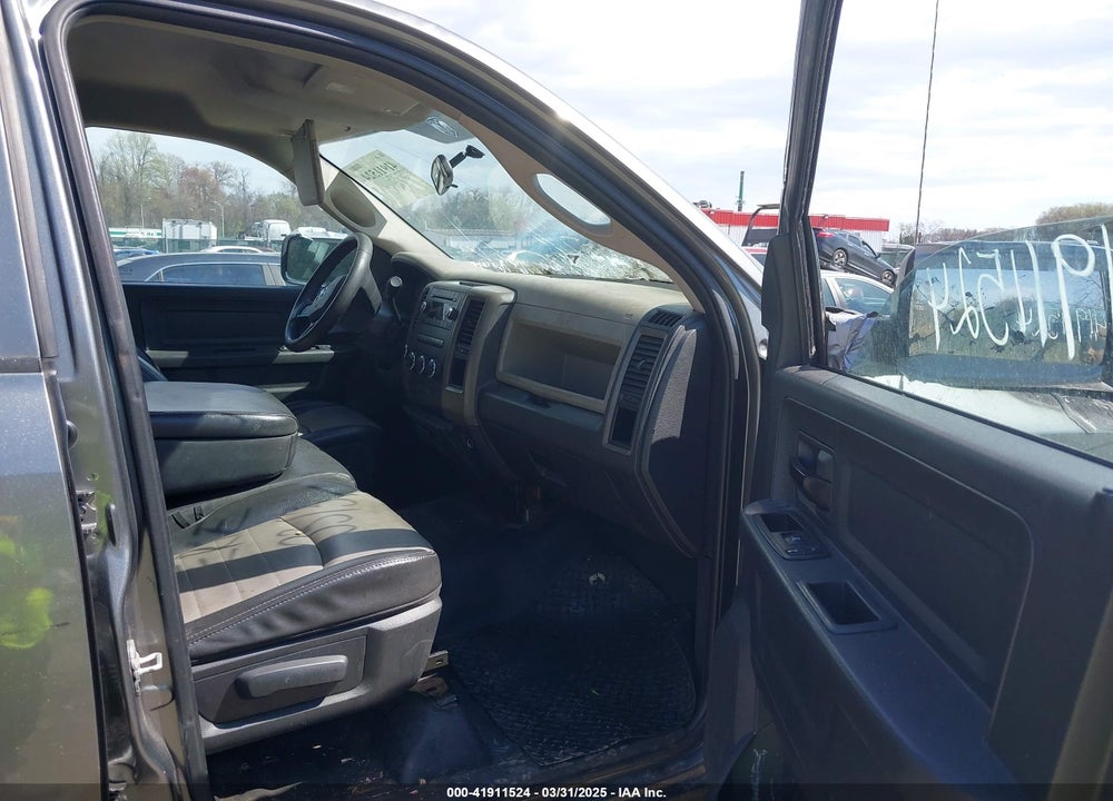 2012 RAM 1500 VIN: 1C6RD7FT9CS155605
