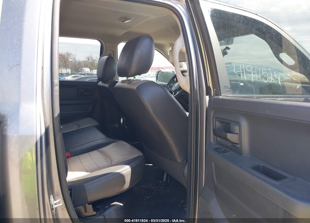 2012 RAM 1500 VIN: 1C6RD7FT9CS155605