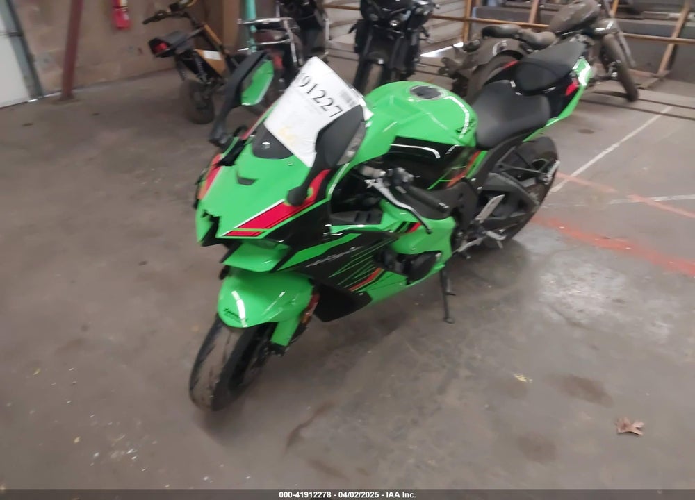 2024 KAWASAKI ZX1002 M VIN: JKBZXVM11RA007510
