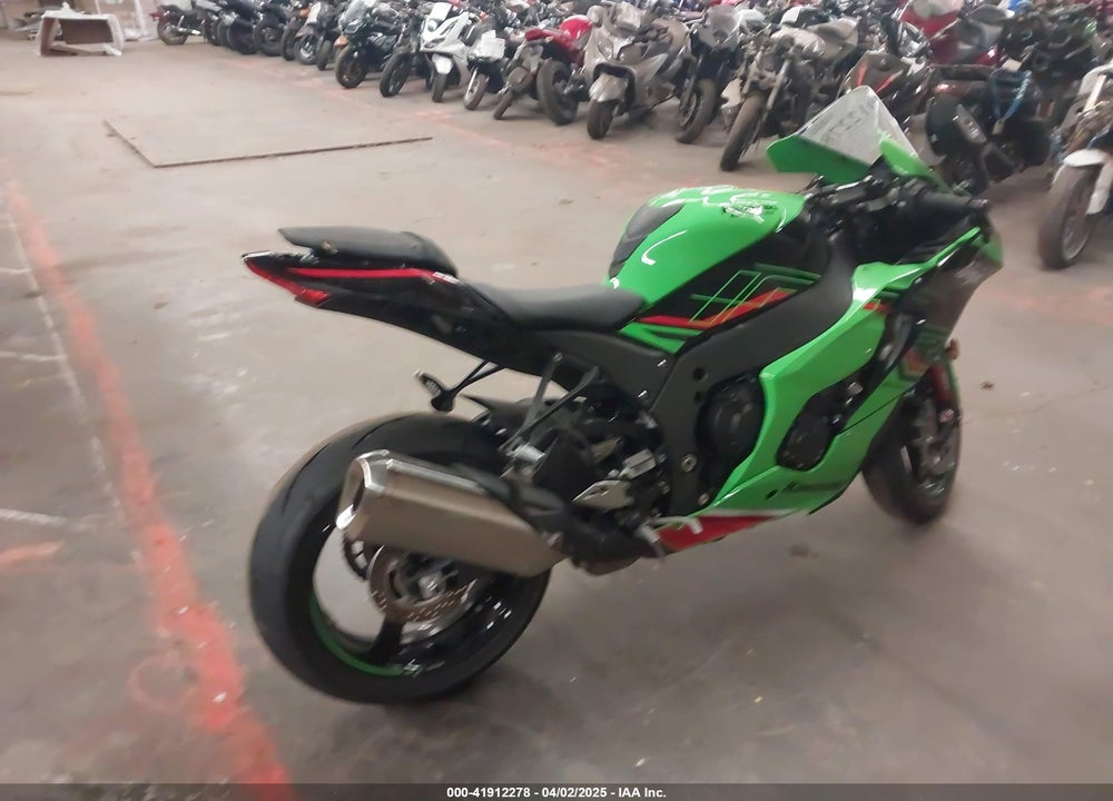2024 KAWASAKI ZX1002 M VIN: JKBZXVM11RA007510