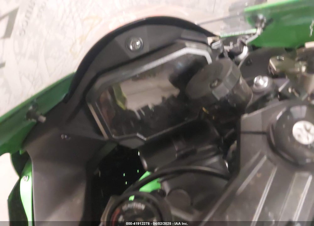 2024 KAWASAKI ZX1002 M VIN: JKBZXVM11RA007510