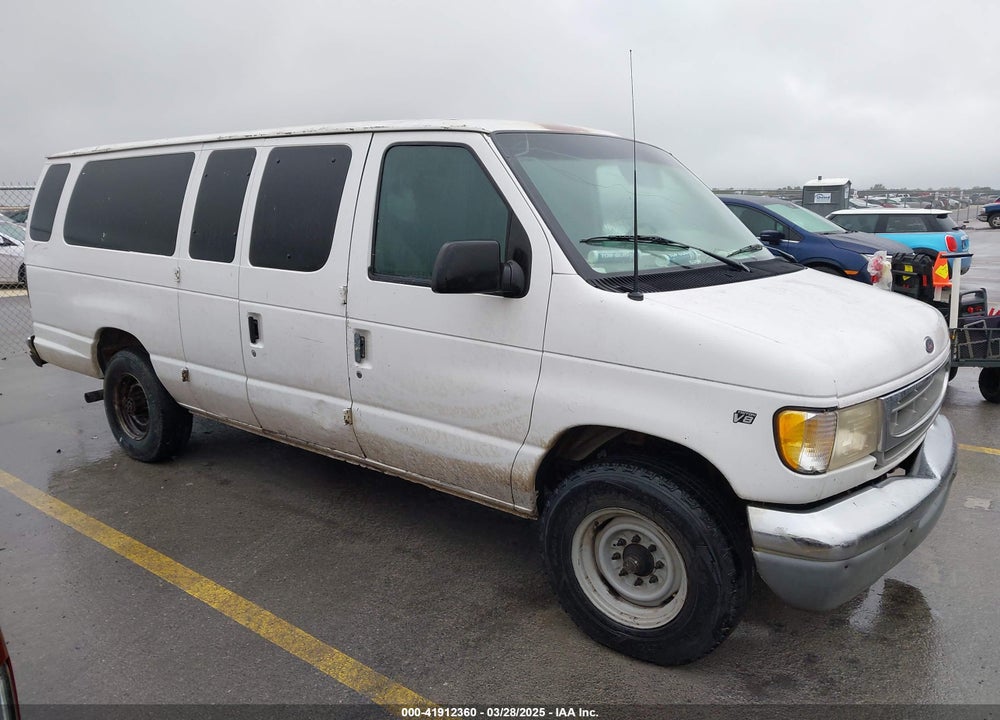 1998 FORD SUPER CLUB WAGON XL/XLT VIN: 1FBSS31L4WHB74004