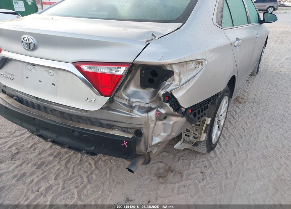 2017 TOYOTA CAMRY LE VIN: 4T1BF1FK8HU711127
