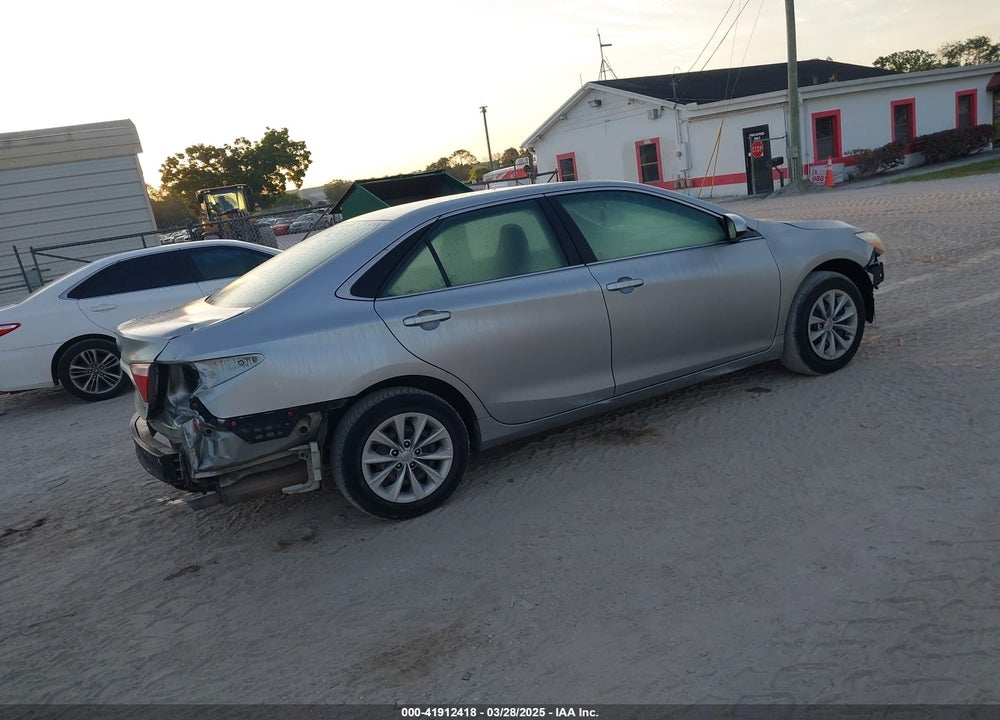 2017 TOYOTA CAMRY LE VIN: 4T1BF1FK8HU711127