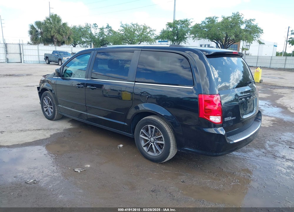 2017 DODGE GRAND CARAVAN SXT VIN: 2C4RDGCG7HR818498