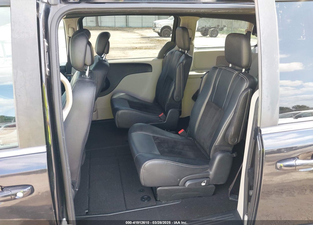 2017 DODGE GRAND CARAVAN SXT VIN: 2C4RDGCG7HR818498