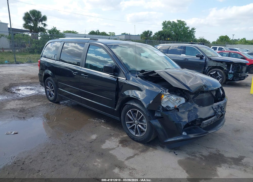 2017 DODGE GRAND CARAVAN SXT VIN: 2C4RDGCG7HR818498
