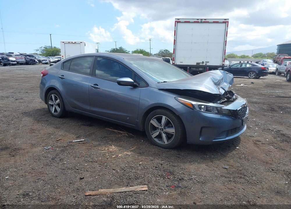 2018 KIA FORTE S VIN: 3KPFL4A73JE185660