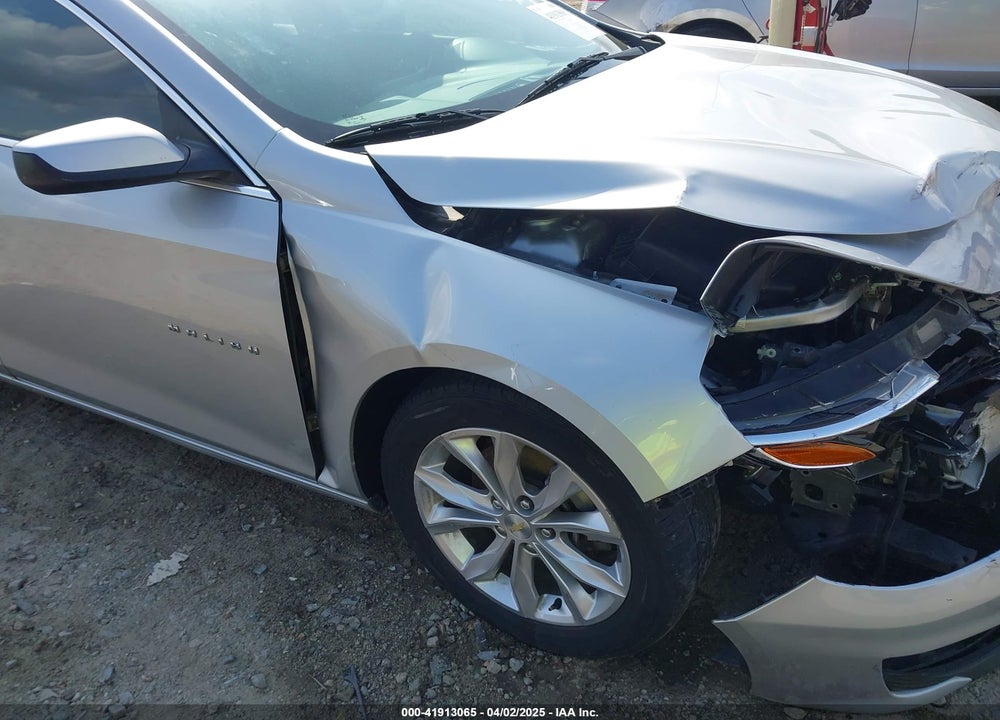 2019 CHEVROLET MALIBU LT VIN: 1G1ZD5ST9KF107136