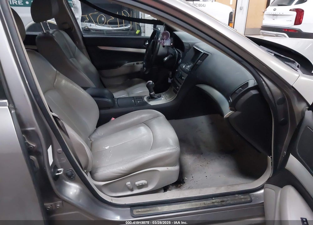 2007 INFINITI G35X VIN: JNKBV61F07M821021