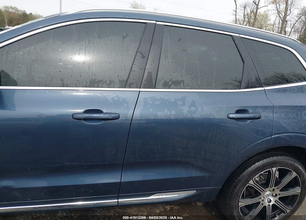 2019 VOLVO XC60 VIN: LYV102RL9KB274915