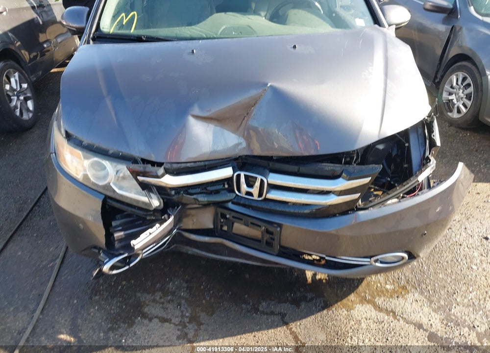 2015 HONDA ODYSSEY VIN: 5FNRL5H9XFB067679