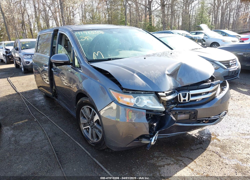 2015 HONDA ODYSSEY VIN: 5FNRL5H9XFB067679