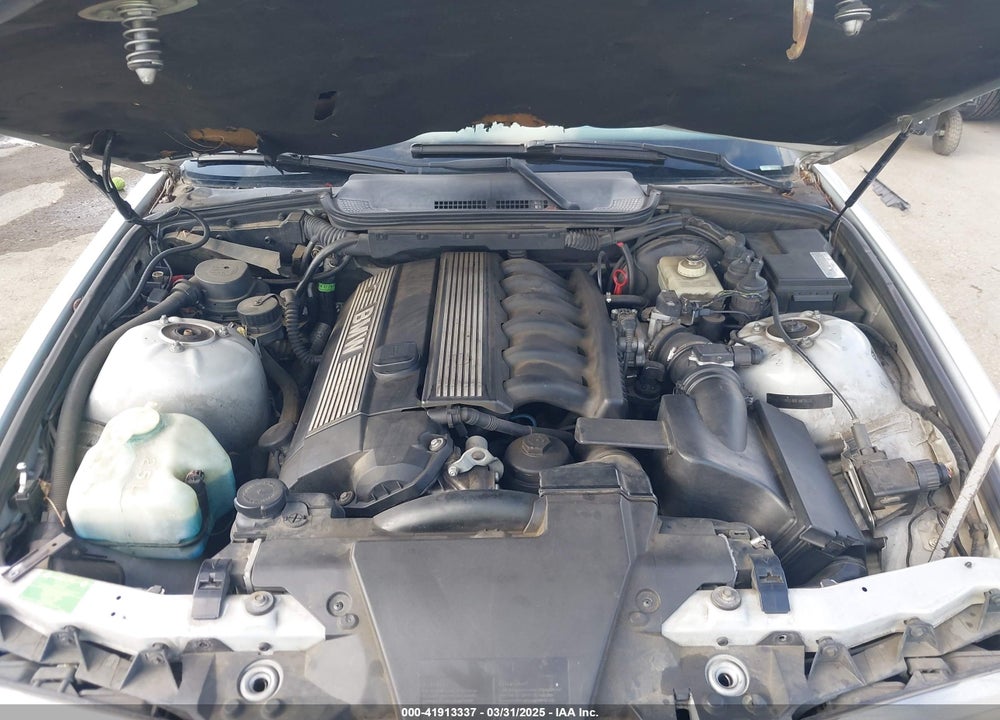 1999 BMW 323IC VIN: WBABJ8334XEM23913