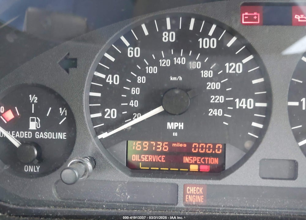 1999 BMW 323IC VIN: WBABJ8334XEM23913