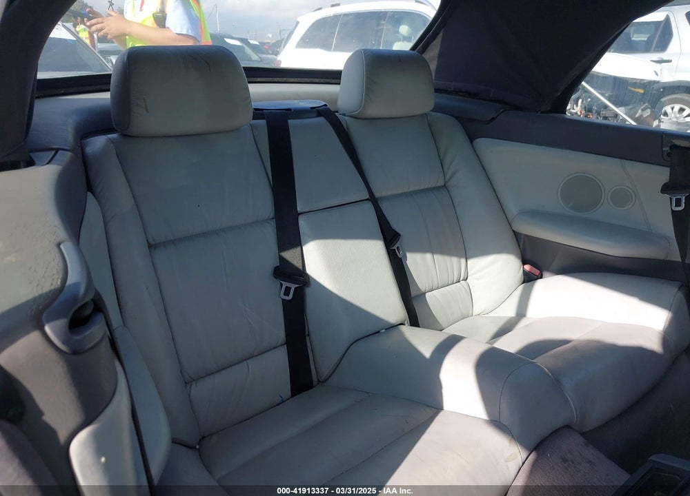 1999 BMW 323IC VIN: WBABJ8334XEM23913