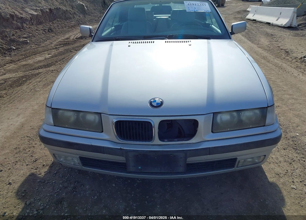 1999 BMW 323IC VIN: WBABJ8334XEM23913