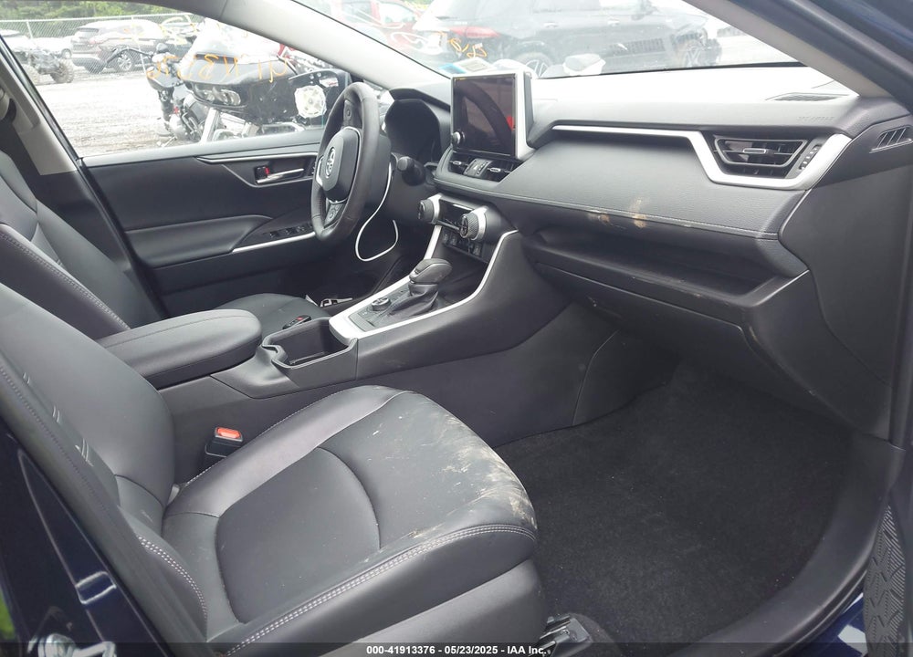2024 TOYOTA RAV4 HYBRID VIN: 2T3B6RFV6RW064860