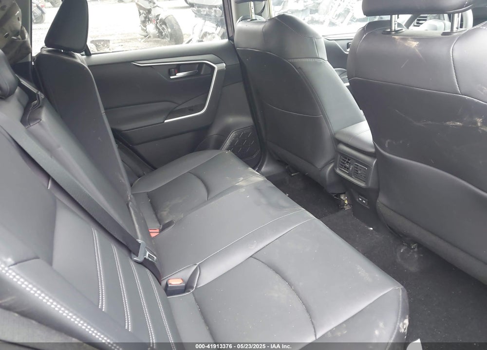 2024 TOYOTA RAV4 HYBRID VIN: 2T3B6RFV6RW064860
