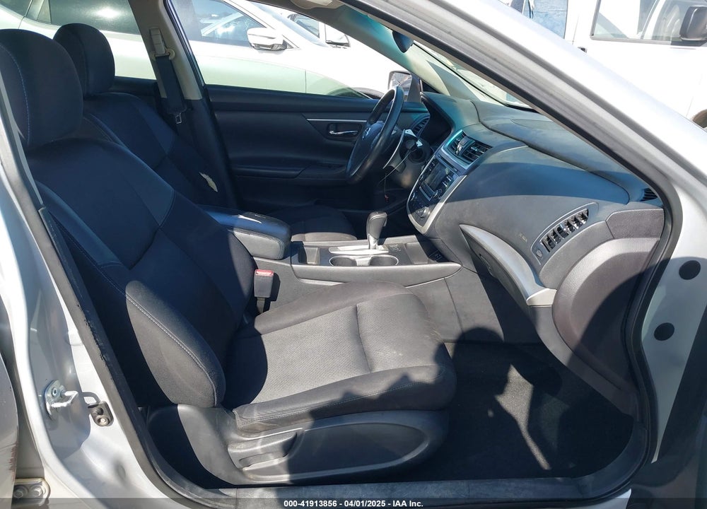 2016 NISSAN ALTIMA VIN: 1N4AL3APXGN323774