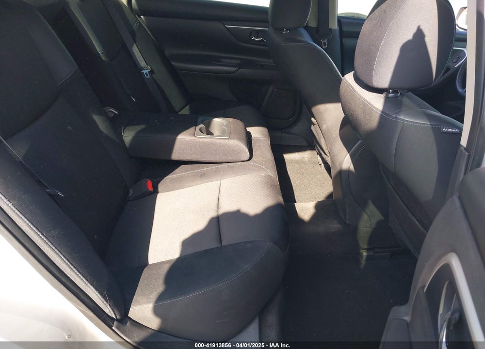 2016 NISSAN ALTIMA VIN: 1N4AL3APXGN323774