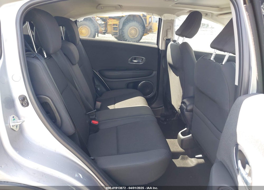 2022 HONDA HR-V VIN: 3CZRU6H59NM725352