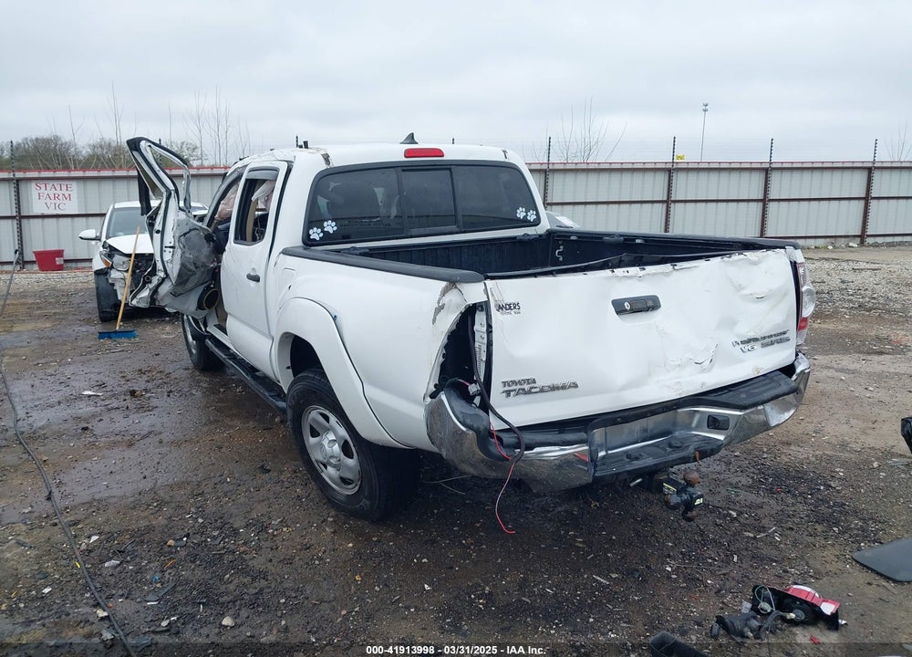 2015 TOYOTA TACOMA PRERUNNER V6 VIN: 3TMJU4GN9FM179727