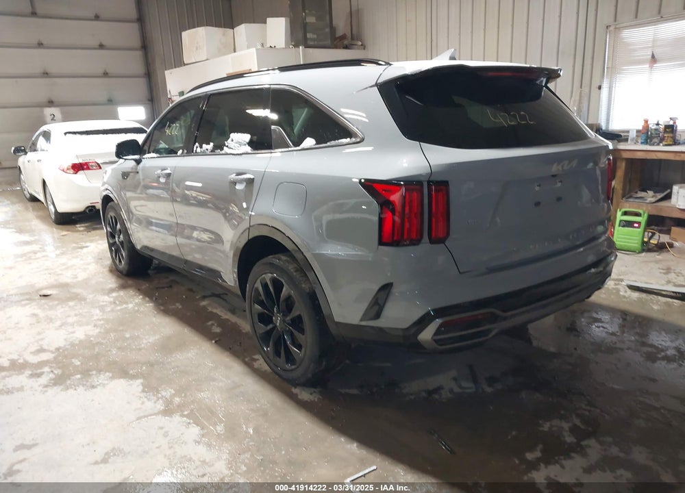 2022 KIA SORENTO SX VIN: 5XYRKDLF3NG117906