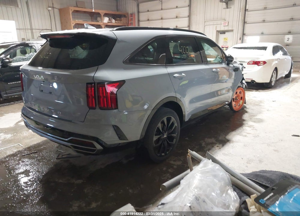 2022 KIA SORENTO SX VIN: 5XYRKDLF3NG117906