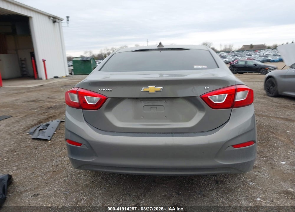 2019 CHEVROLET CRUZE VIN: 1G1BE5SMXK7100973