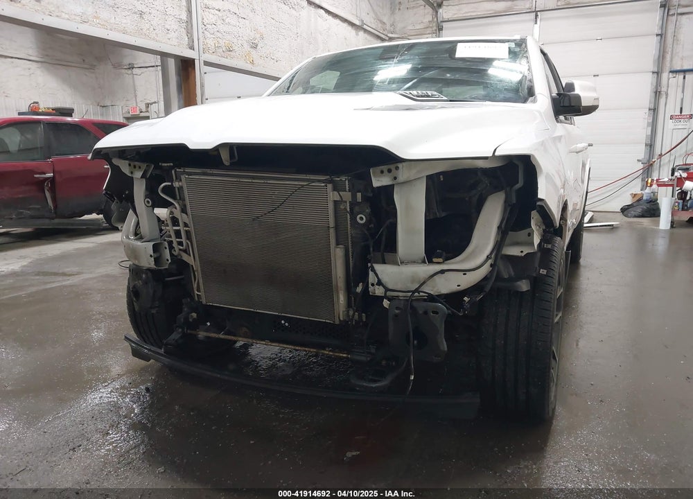 2019 RAM 1500 LAIE  4X4 6'4 BOX VIN: 1C6SRFDTXKN778289