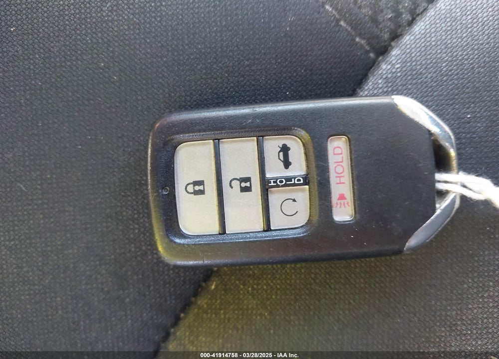 2018 HONDA CIVIC VIN: 2HGFC2F77JH575261