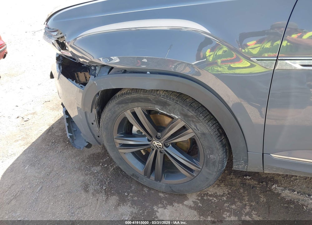2021 VOLKSWAGEN ATLAS CROSS SPORT 3.6L V6 SE W/TECHNOLOGY R-LINE VIN: 1V2PE2CA4MC209096