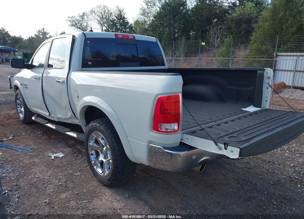 2017 RAM 1500 VIN: 1C6RR7NT7HS832645