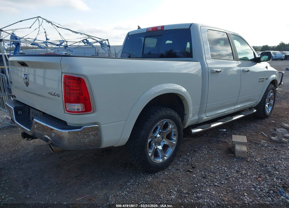 2017 RAM 1500 VIN: 1C6RR7NT7HS832645