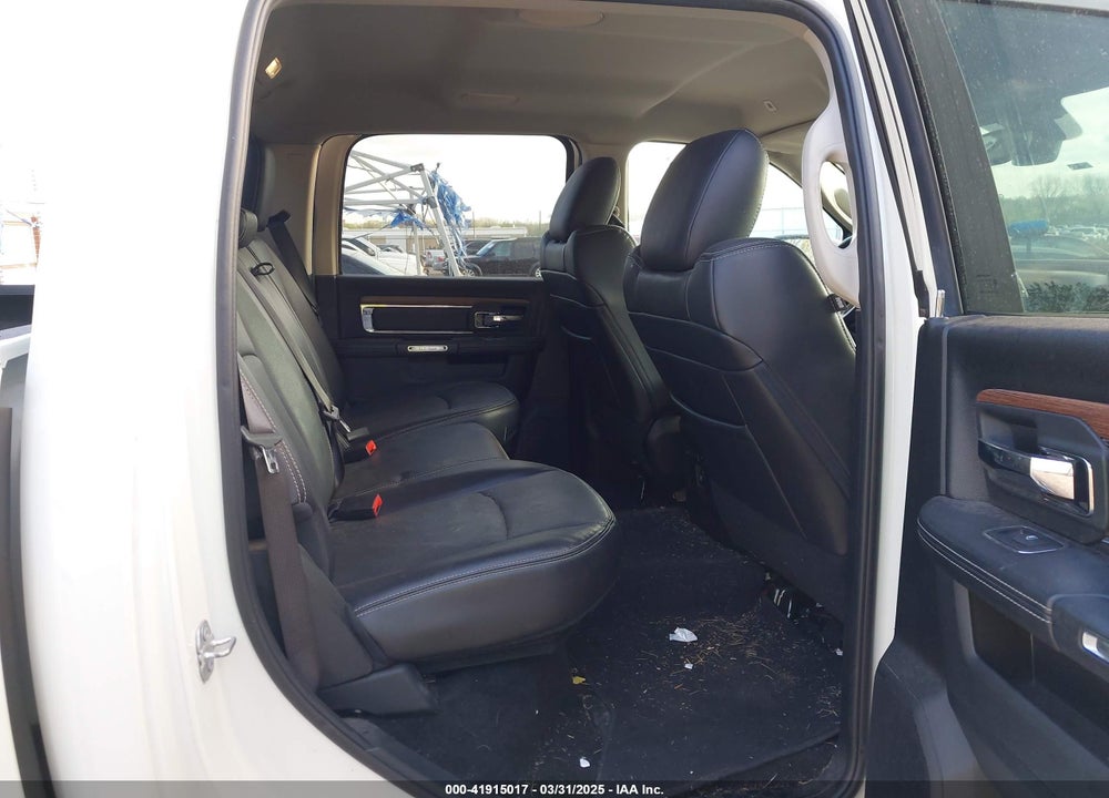 2017 RAM 1500 VIN: 1C6RR7NT7HS832645