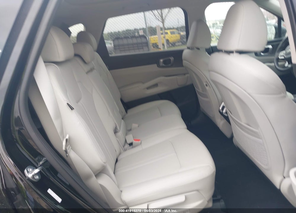 2025 KIA SORENTO VIN: 5XYRL4JC3SG353280