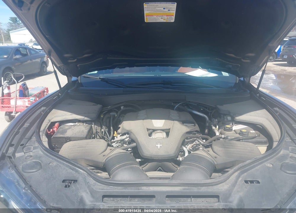 2018 MASERATI LEVANTE GRANLUSSO VIN: ZN661XUL1JX259530