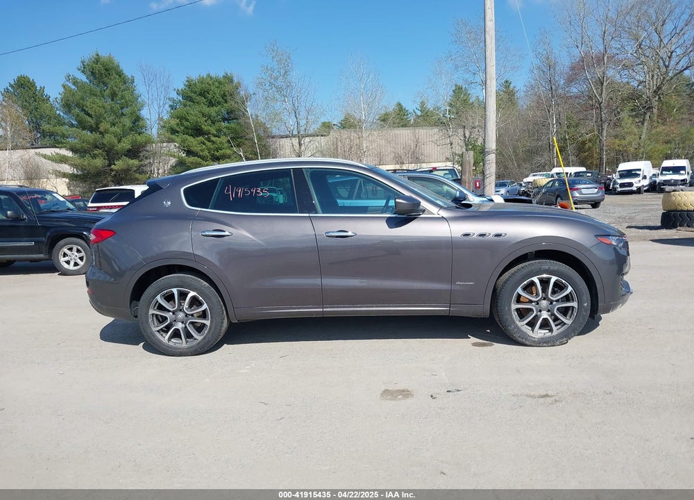 2018 MASERATI LEVANTE GRANLUSSO VIN: ZN661XUL1JX259530
