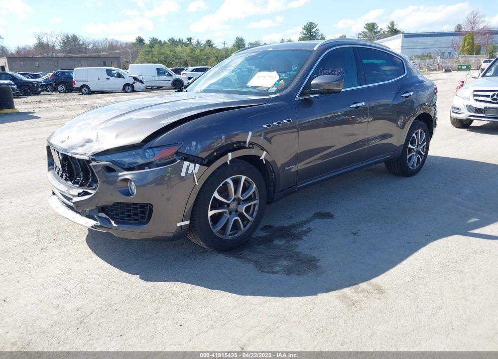 2018 MASERATI LEVANTE GRANLUSSO VIN: ZN661XUL1JX259530