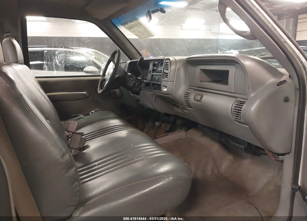 2000 GMC SIERRA 2500 CLASSIC SL VIN: 1GTGK24F4YF496979